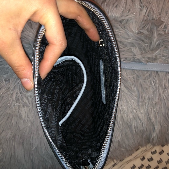 NWT Steve Madden Crossbody with wallet - Picture 4 of 8
